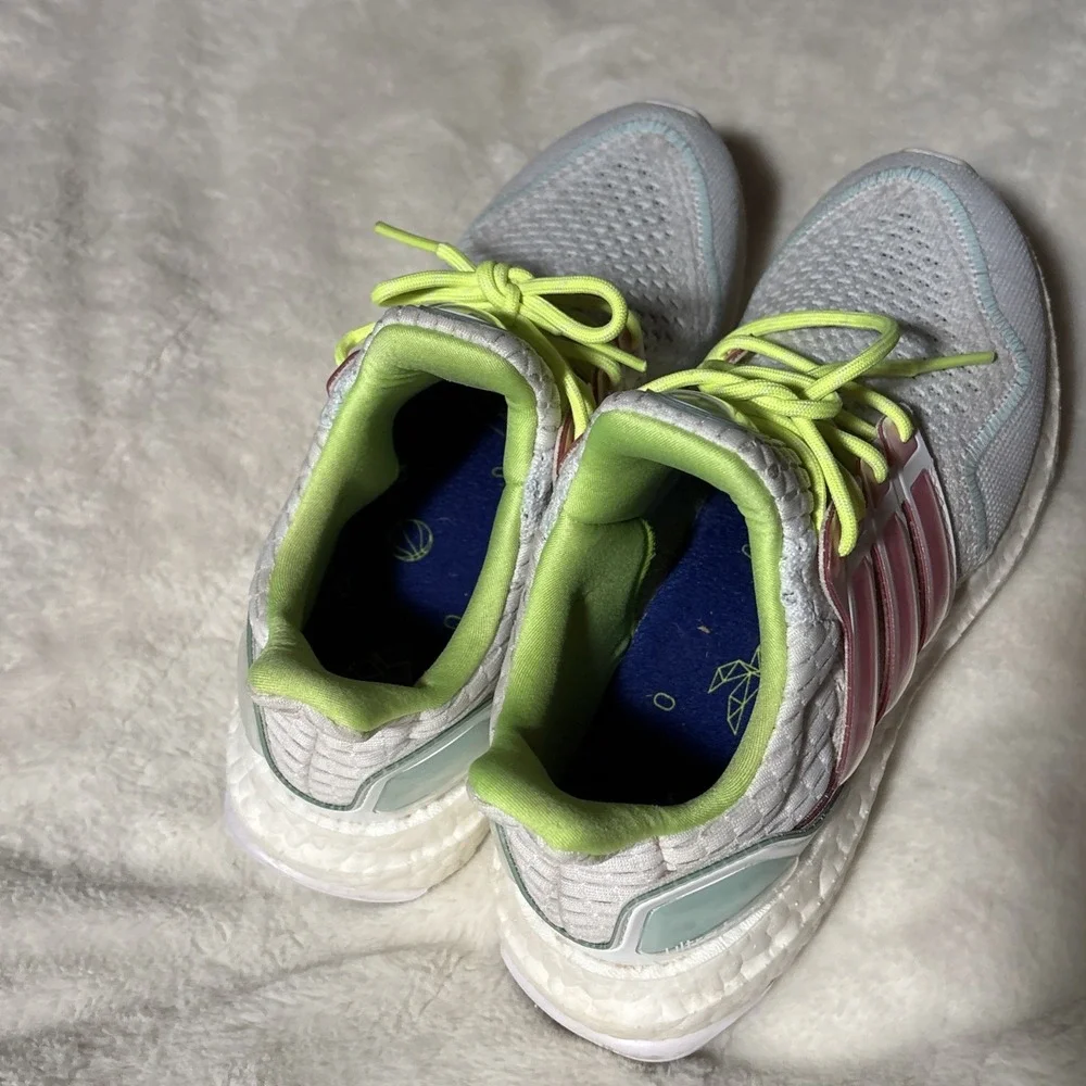 WOMEN'S ADIDAS ULTRABOOST 1.0 NEON W RUNNING‎ SHOES SIZE 7.5 WHITE PINK ID5949